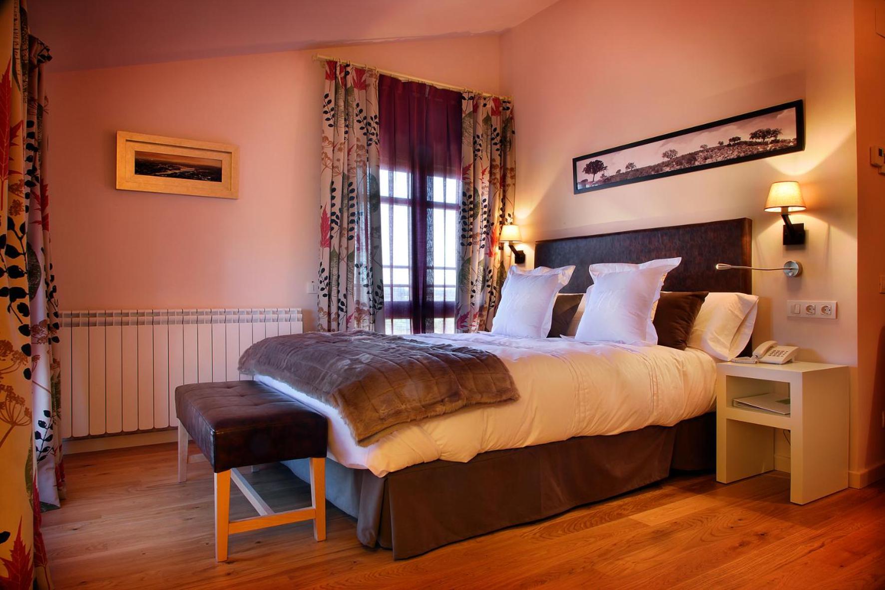 Hotel De Guara 3*